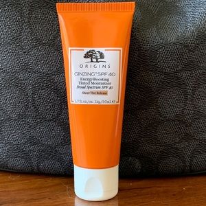 Origins Ginzing SPF 40 Tinted Moisturizer